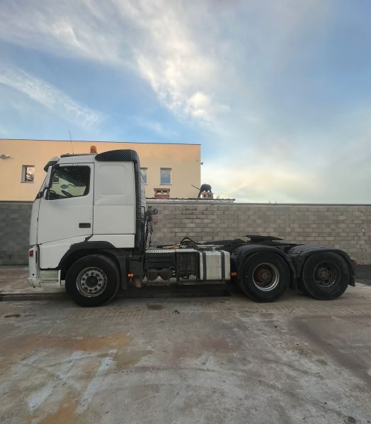 Tracteur routier