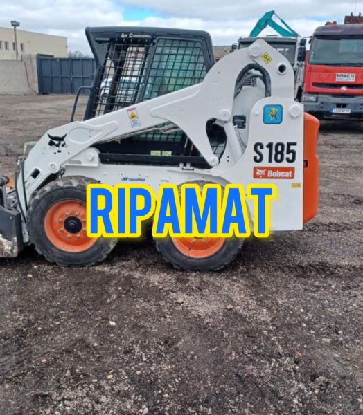 Mini chargeur sur pneus bobcat s185