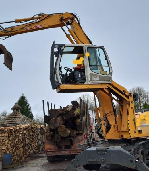 Pelle de manutention liebherr a316