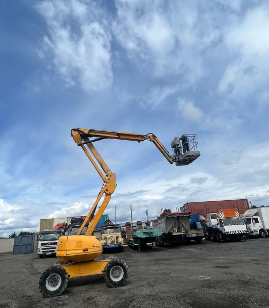 Nacelle articulé manitou 160atj